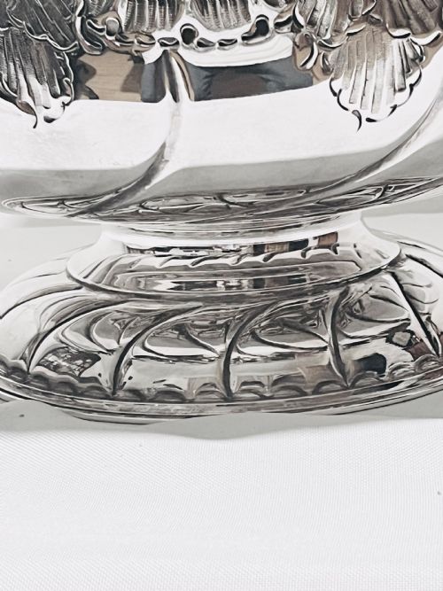 LARGE VINTAGE SILVER PLATED PUNCH BOWL C1940 BY VINERS OF SHEFFIELD - ADDITIONAL PHOTO 2
