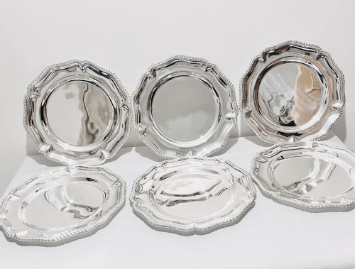 HANDSOME SET OF 6 SILVER PLATED UNDER PLATES C1920 - ADDITIONAL PHOTO 1