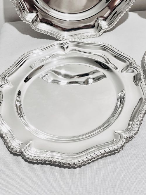HANDSOME SET OF 6 SILVER PLATED UNDER PLATES C1920 - ADDITIONAL PHOTO 2