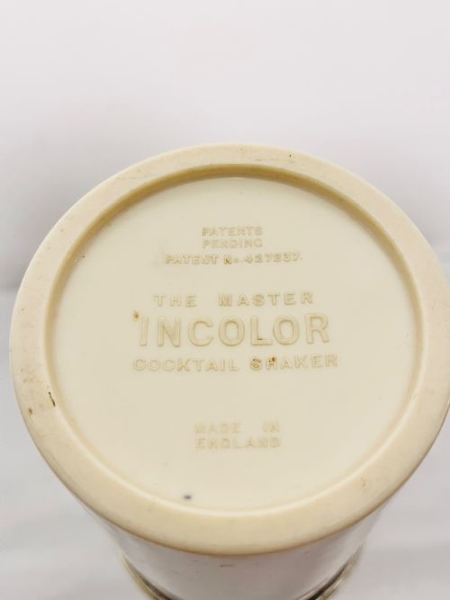 MASTER INCOLOR SILVER PLATE AND CREAM BAKELITE COCKTAIL SHAKER - ADDITIONAL PHOTO 8