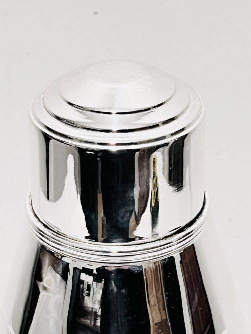 ART DECO SILVER PLATED COCKTAIL SHAKER BY BARKER ELLIS C1930 - ADDITIONAL PHOTO 1