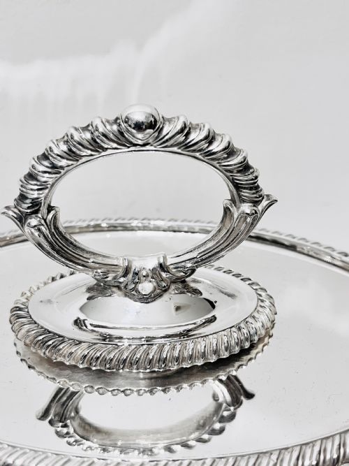 SMART PAIR OF ANTIQUE SILVER PLATED ENTREE DISHES C1880 - ADDITIONAL PHOTO 6