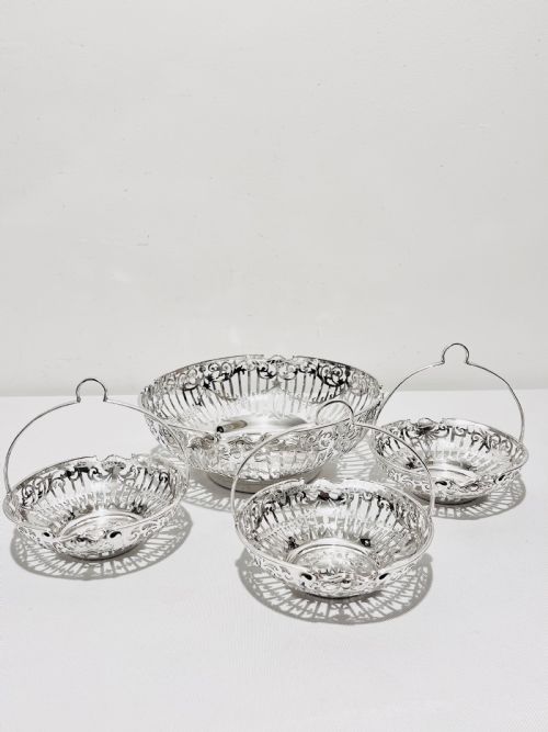 ANTIQUE SILVER PLATED EPERGNE C1900 BRITISH MADE - ADDITIONAL PHOTO 2