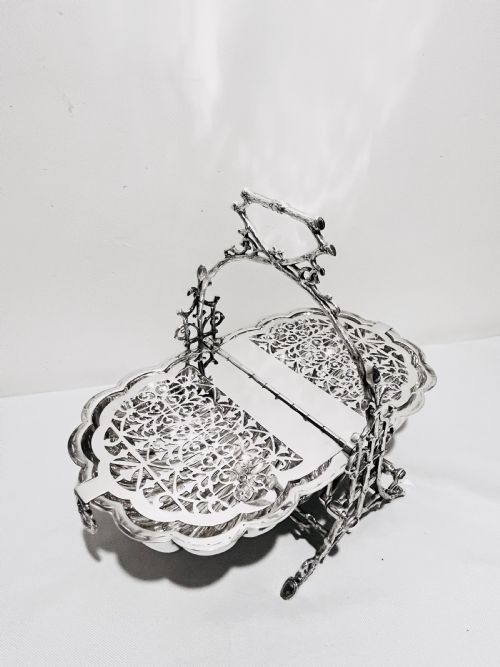 ANTIQUE SILVER PLATED FOLDING BISCUIT BOX OR WARMER BY FENTON BROS C1880 - ADDITIONAL PHOTO 3