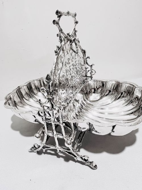 ANTIQUE SILVER PLATED FOLDING BISCUIT BOX OR WARMER BY FENTON BROS C1880 - ADDITIONAL PHOTO 5