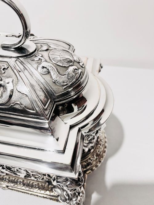 LARGE ANTIQUE SILVER PLATED JEWELLERY CASKET BY ELKINGTON COMPANY - ADDITIONAL PHOTO 9