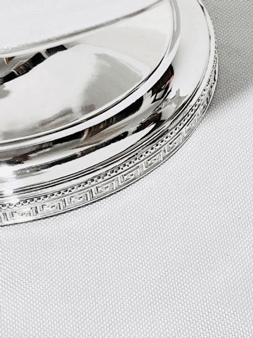 ANTIQUE SILVER PLATED SOUP TUREEN WITH FIGURAL MOUNTS C1880 - ADDITIONAL PHOTO 5