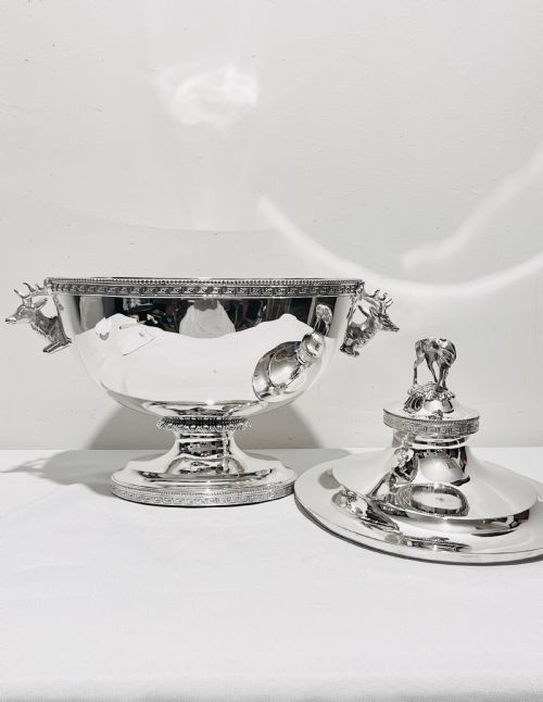 ANTIQUE SILVER PLATED SOUP TUREEN WITH FIGURAL MOUNTS C1880 - ADDITIONAL PHOTO 6