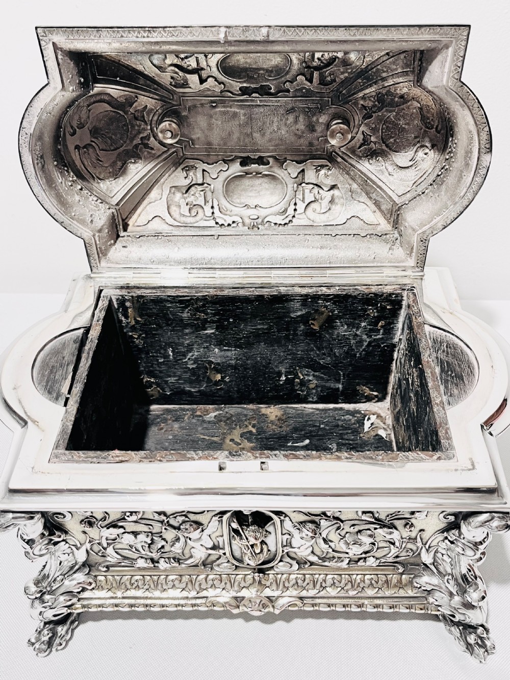Large antique silver plated jewellery casket by Elkington & Company View VII
