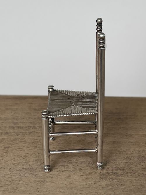 FINE DUTCH SILVER MINIATURE DOLLS HOUSE CHAIR - ADDITIONAL PHOTO 4