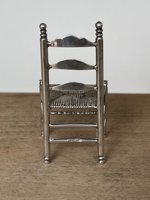 FINE DUTCH SILVER MINIATURE DOLLS HOUSE CHAIR - ADDITIONAL PHOTO 5