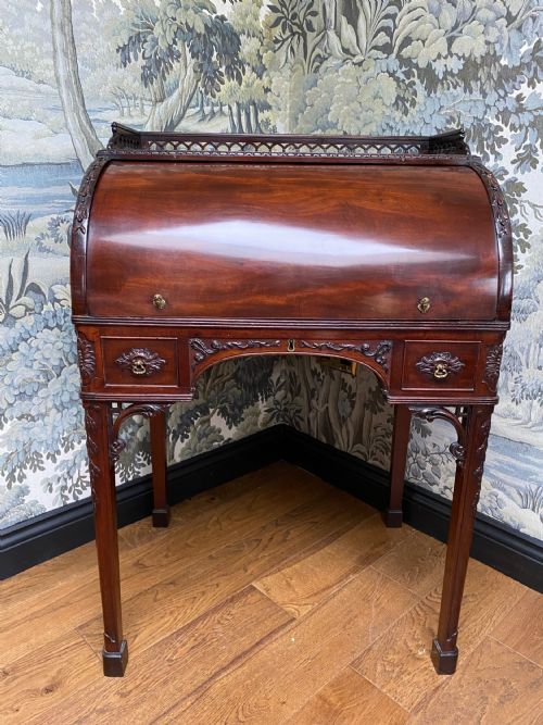 Georgian writing desk