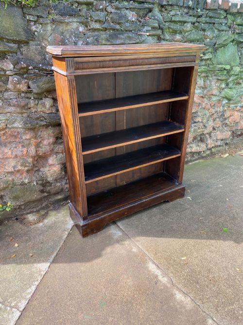 fig 1. Small oak Edwardian bookcase