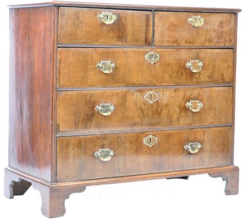 C18th Walnut Chest of 5 Drawers