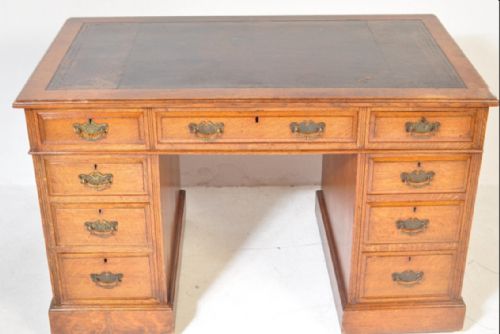 C19th Oak Pedestal 9 Drawer Desk