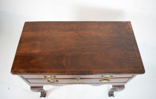 C18TH WALNUT LOWBOY WITH CABRIOLE LEGS AND TRILOBE FEET - ADDITIONAL PHOTO 2