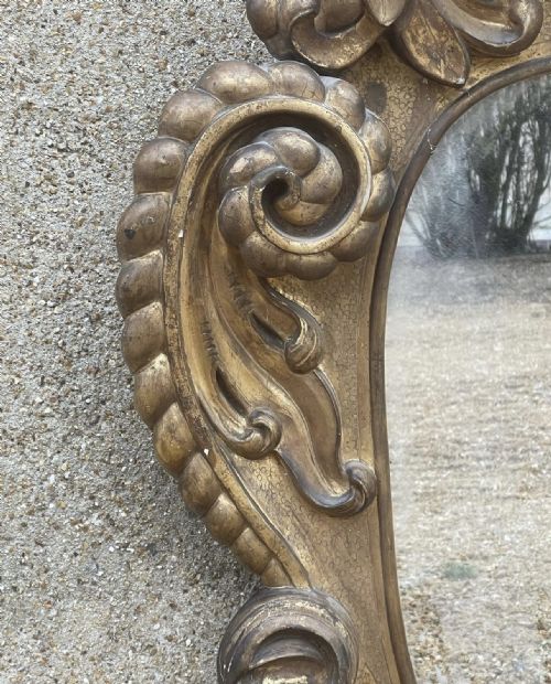 A LARGE BOROQUE STYLE CARVED WOODEN MIRROR - ADDITIONAL PHOTO 3