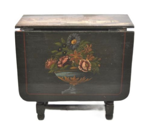 A C17TH DUTCH HINDELOOPEN OAK DROP LEAF TABLE OF SMALL SIZE WITH PAINTED LEAVES AND TOP - ADDITIONAL PHOTO 3