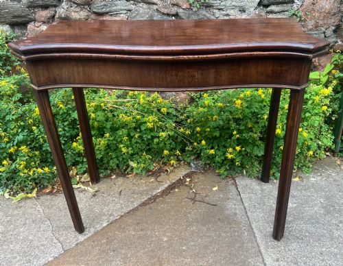 George III Serpentine Fronted Mahogany Tea Table
