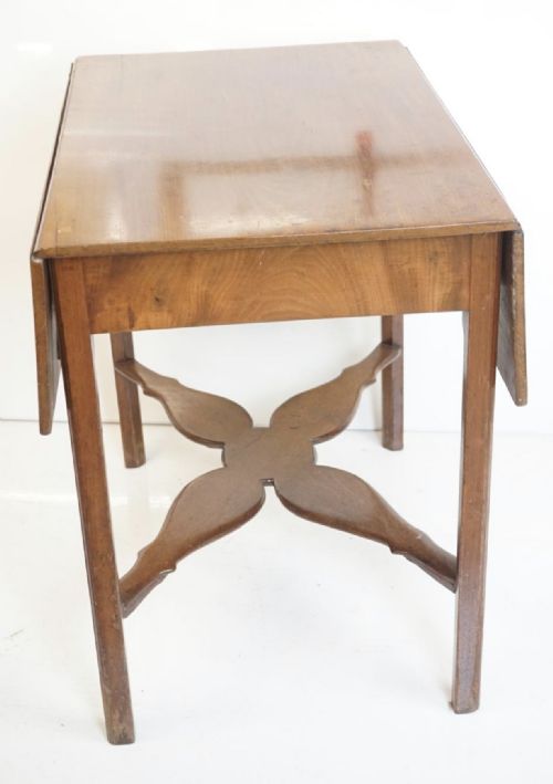 LATE C18TH FADED MAHOGANY PEMBROKE TABLE - ADDITIONAL PHOTO 1