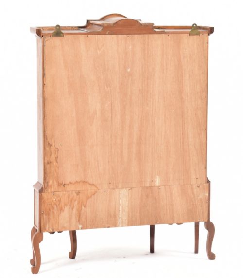 C1900 MAHOGANY AND SATINWOOD MINIATURE DISPLAY CABINET - ADDITIONAL PHOTO 3