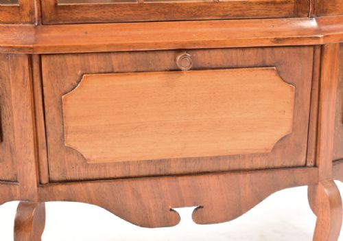 C1900 MAHOGANY AND SATINWOOD MINIATURE DISPLAY CABINET - ADDITIONAL PHOTO 4