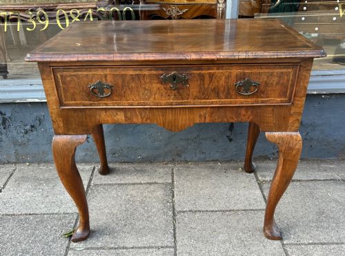 EARLY GEORGIAN WALNUT SIDE TABLE - ADDITIONAL PHOTO 1