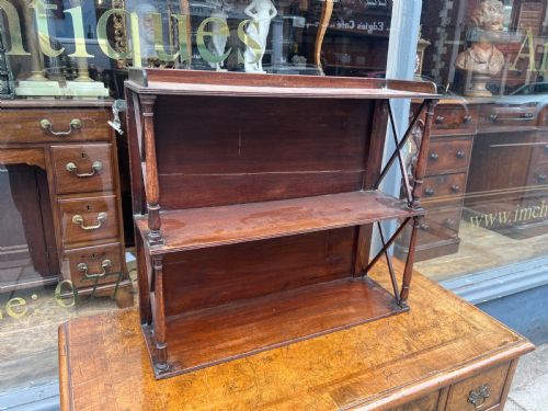 GEORGIAN MAHOGANY WALL SHELVES - ADDITIONAL PHOTO 1