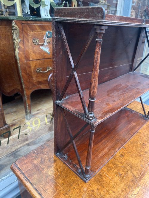 GEORGIAN MAHOGANY WALL SHELVES - ADDITIONAL PHOTO 2