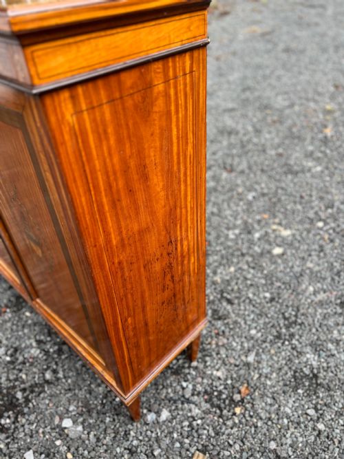 SATINWOOD INLAID SIDE CABINET - ADDITIONAL PHOTO 3