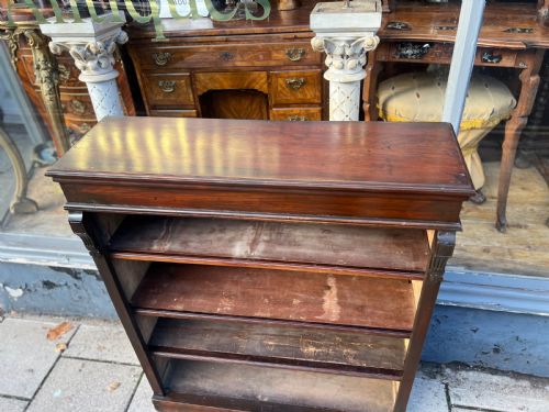 EDWARDIAN WALNUT BOOKCASE WITH ADJUSTABLE SHELVES - ADDITIONAL PHOTO 1