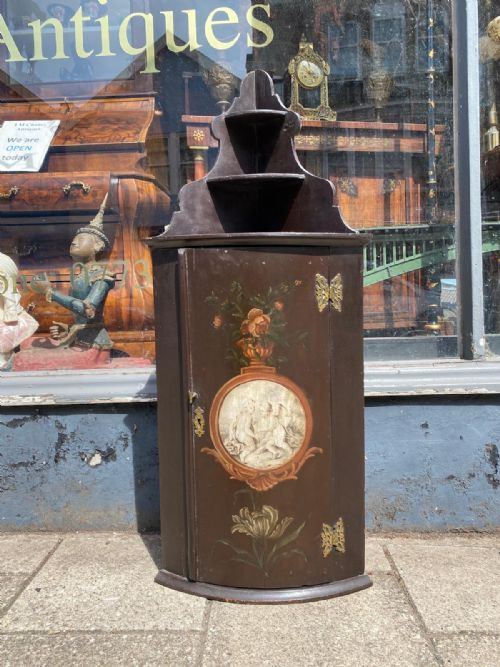 C18TH PAINTED CORNER CUPBOARD WITH SHELVES TO THE TOP - ADDITIONAL PHOTO 3