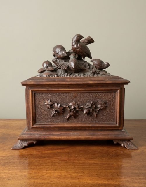 C19TH BLACK FOREST CARVED WOOD HUMIDOR