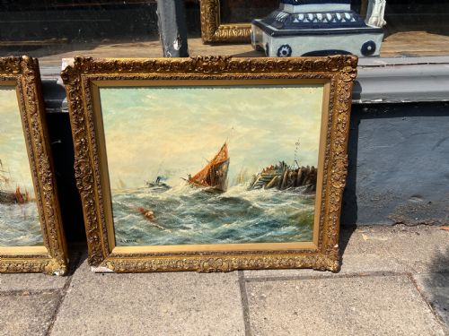 PAIR OF OIL PAINTINGS ON BOARD OF MARITIME SCENES IN GILT FRAMES - ADDITIONAL PHOTO 1
