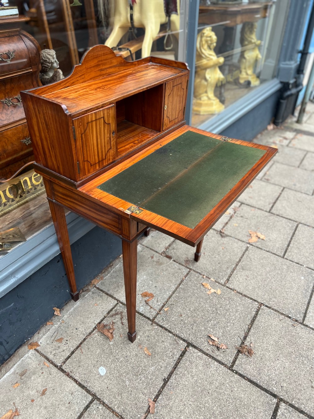 Satinwood bonheur de jour View VII