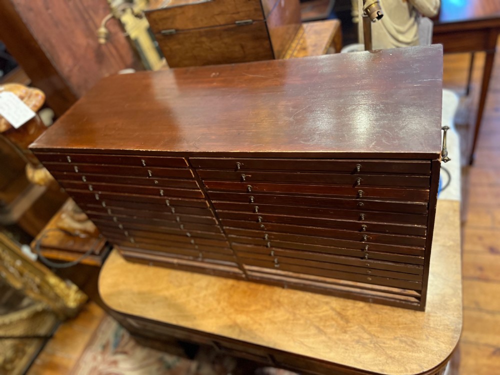 Coin collectors table top cabinet with 26 drawers  View III