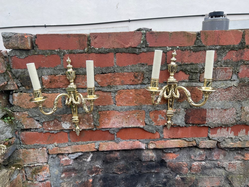 Pair of adams style Edwardian wall lights  View VII