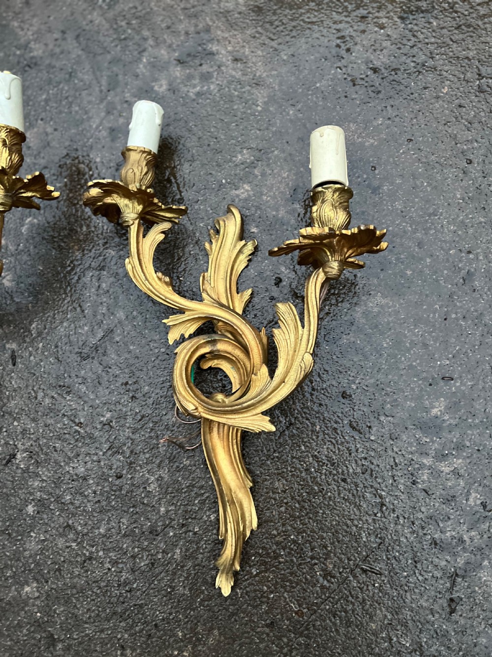 Pair of rococo style wall lights  View IV