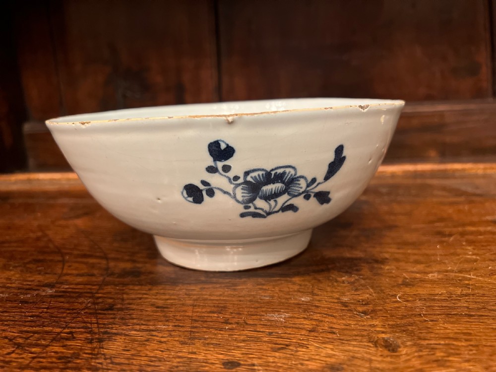 Delft blue and white bowl c 1760 Lambeth  View III