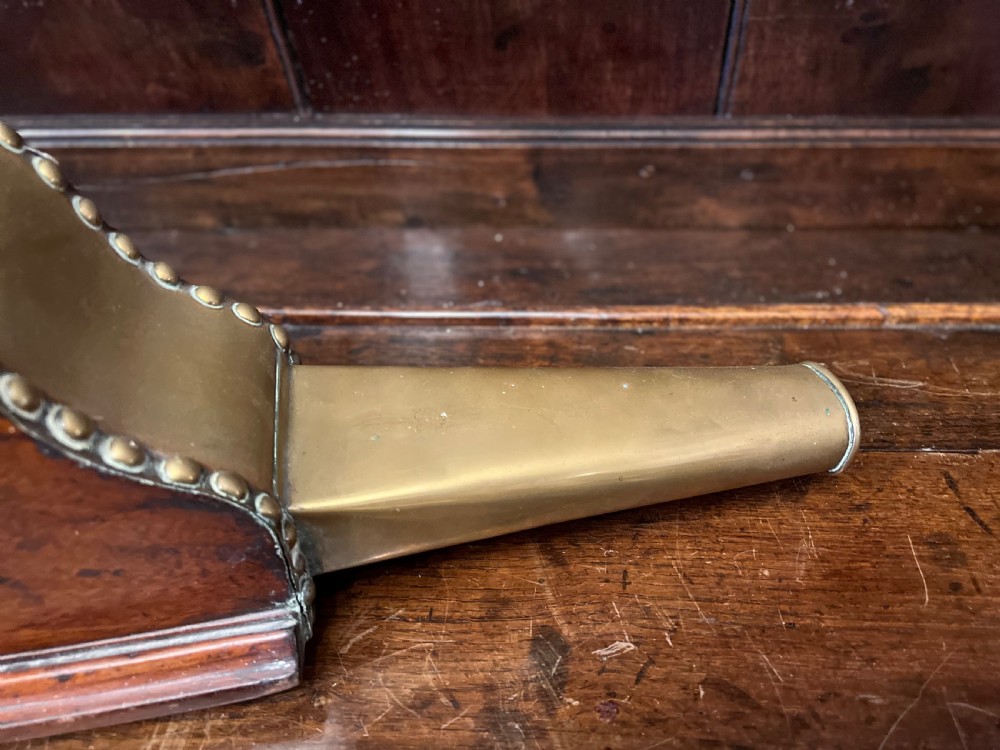 George III mechanical bellows in walnut and brass  View V