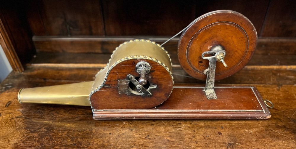 George III mechanical bellows in walnut and brass  View VI