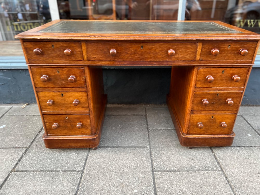 C19th oak pedestal desk of small size  View II
