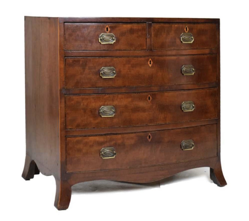 Edwardian mahogany bow front chest of very small size 76 cms width 