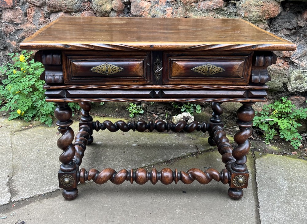 Small C18th Portuguese low table 