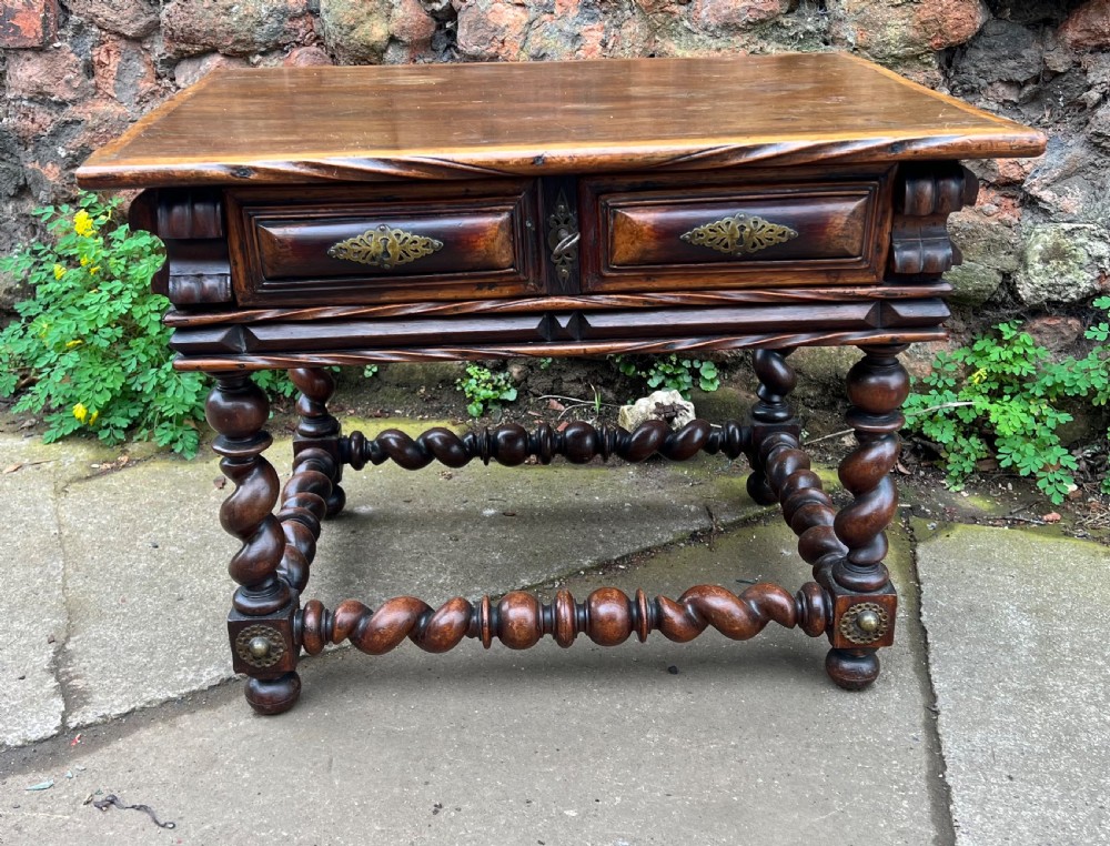 Small C18th Portuguese low table  View III