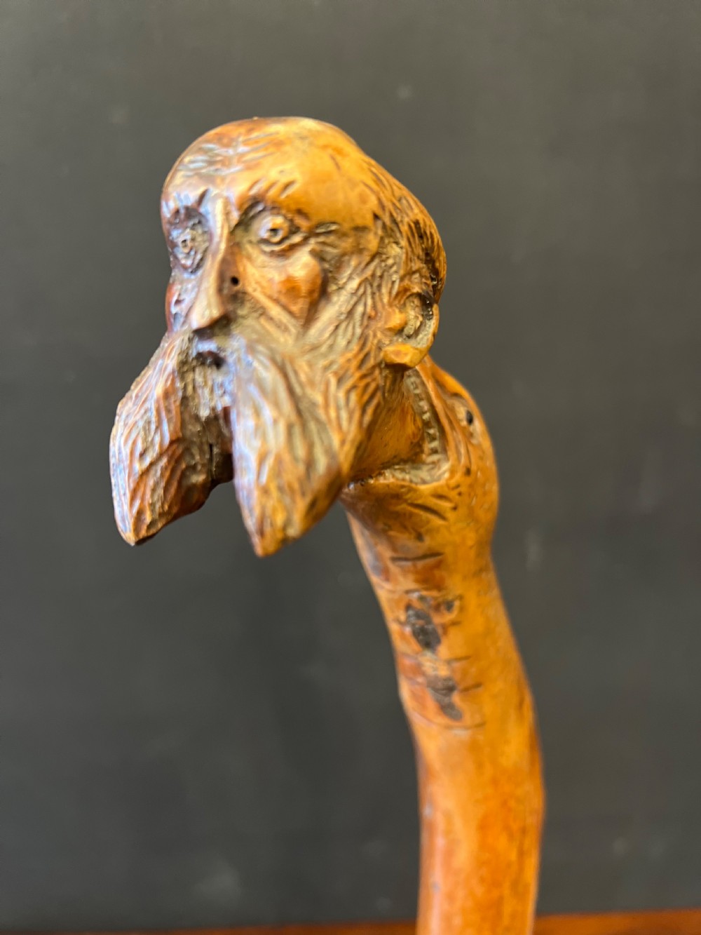 Carved handled walking stick 