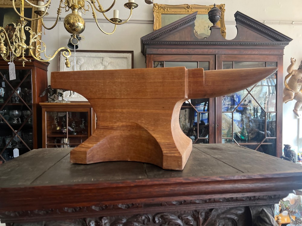 Wooden anvil casting mould  View III