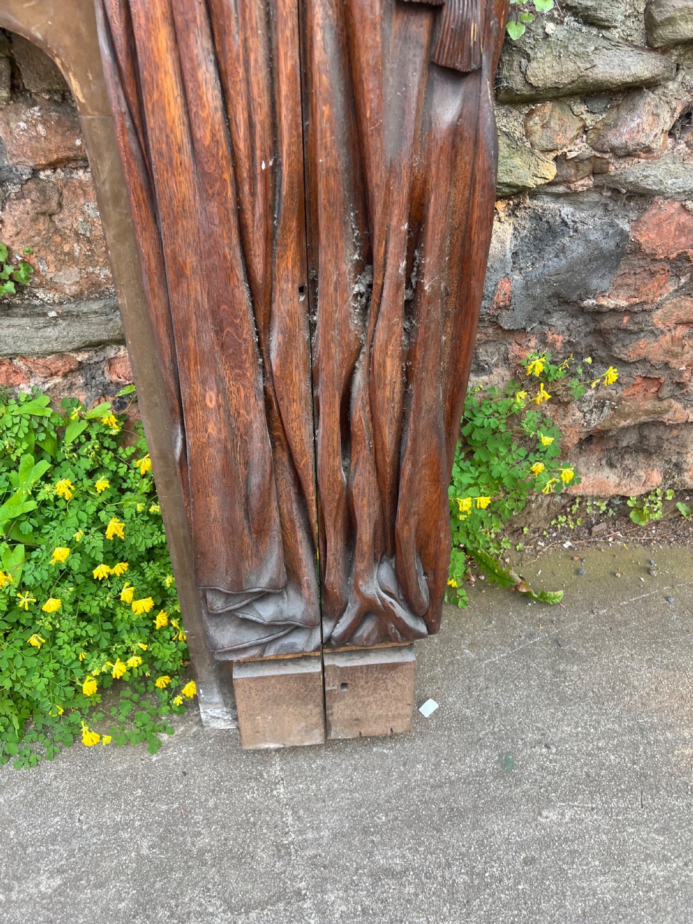C19th oak carved curtains  View VII