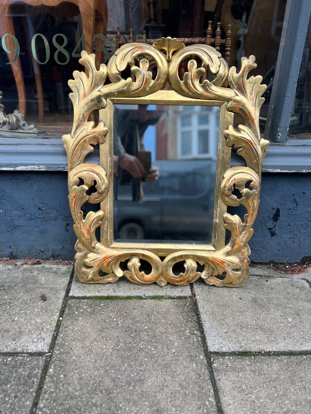 Italian carved giltwood mirror  View III