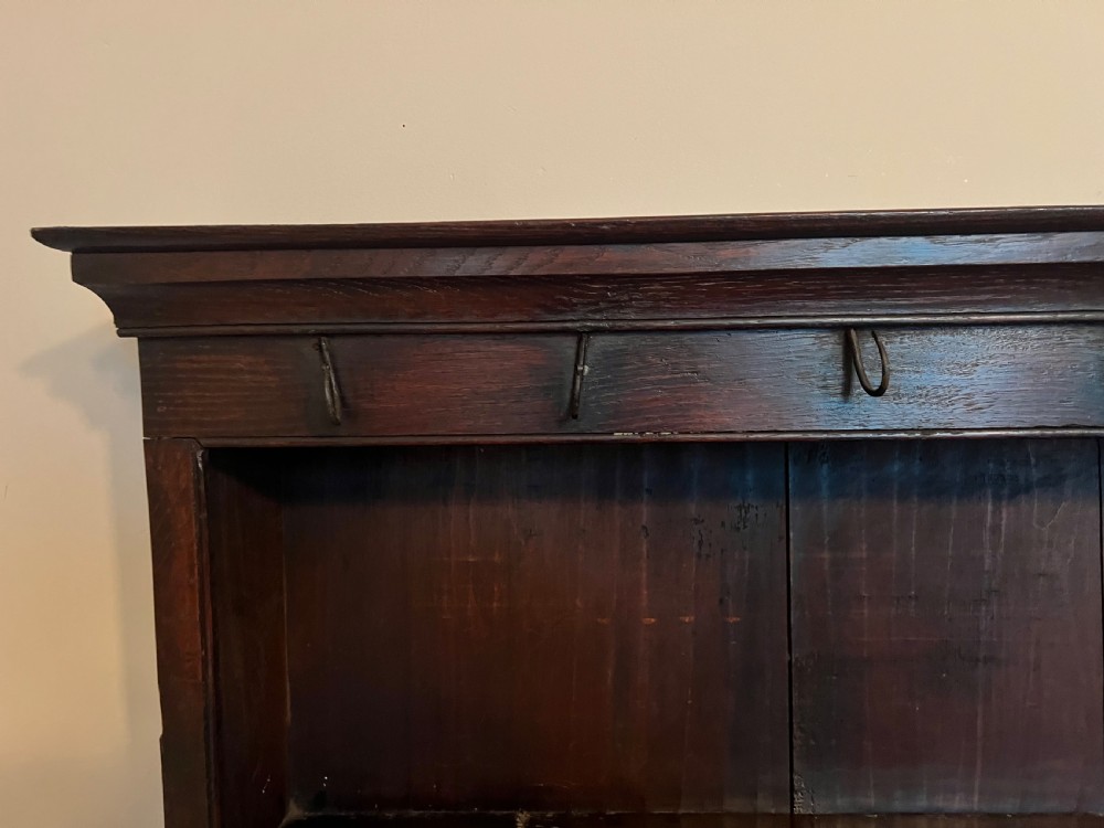 Early C19th oak dresser  View IV